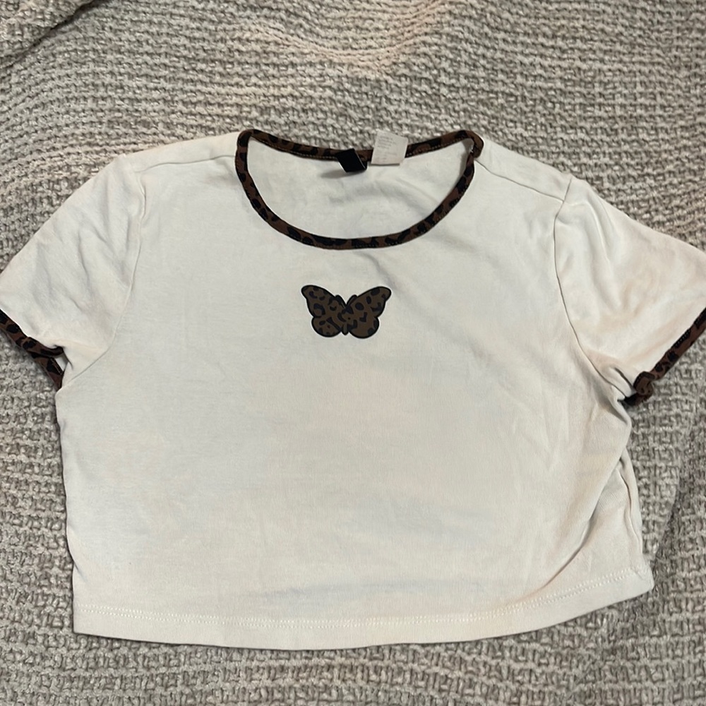 Butterfly Cropped Tee